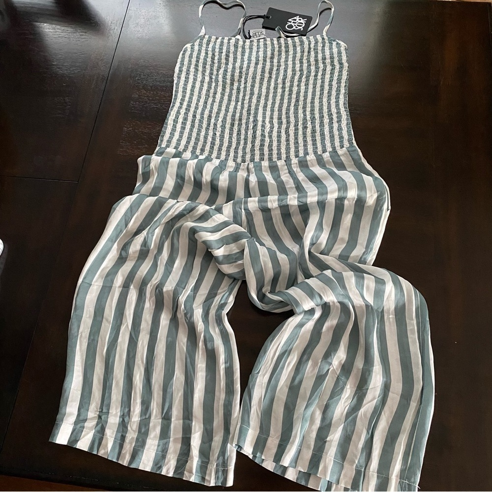 CHASER NWT Green Summer Stripped Button up Jumpsuit Smocked Silky fabric Medium - Picture 2 of 8
